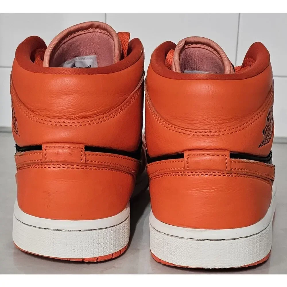Air Jordan 1 Mid SE Rush Orange Black Women's Size 8 DM3381-600